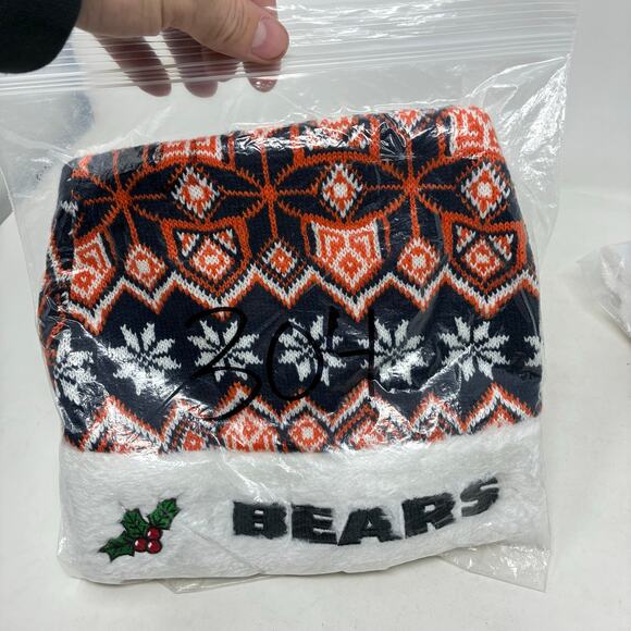Chicago Bears Christmas Hat One Size - Picture 5 of 5